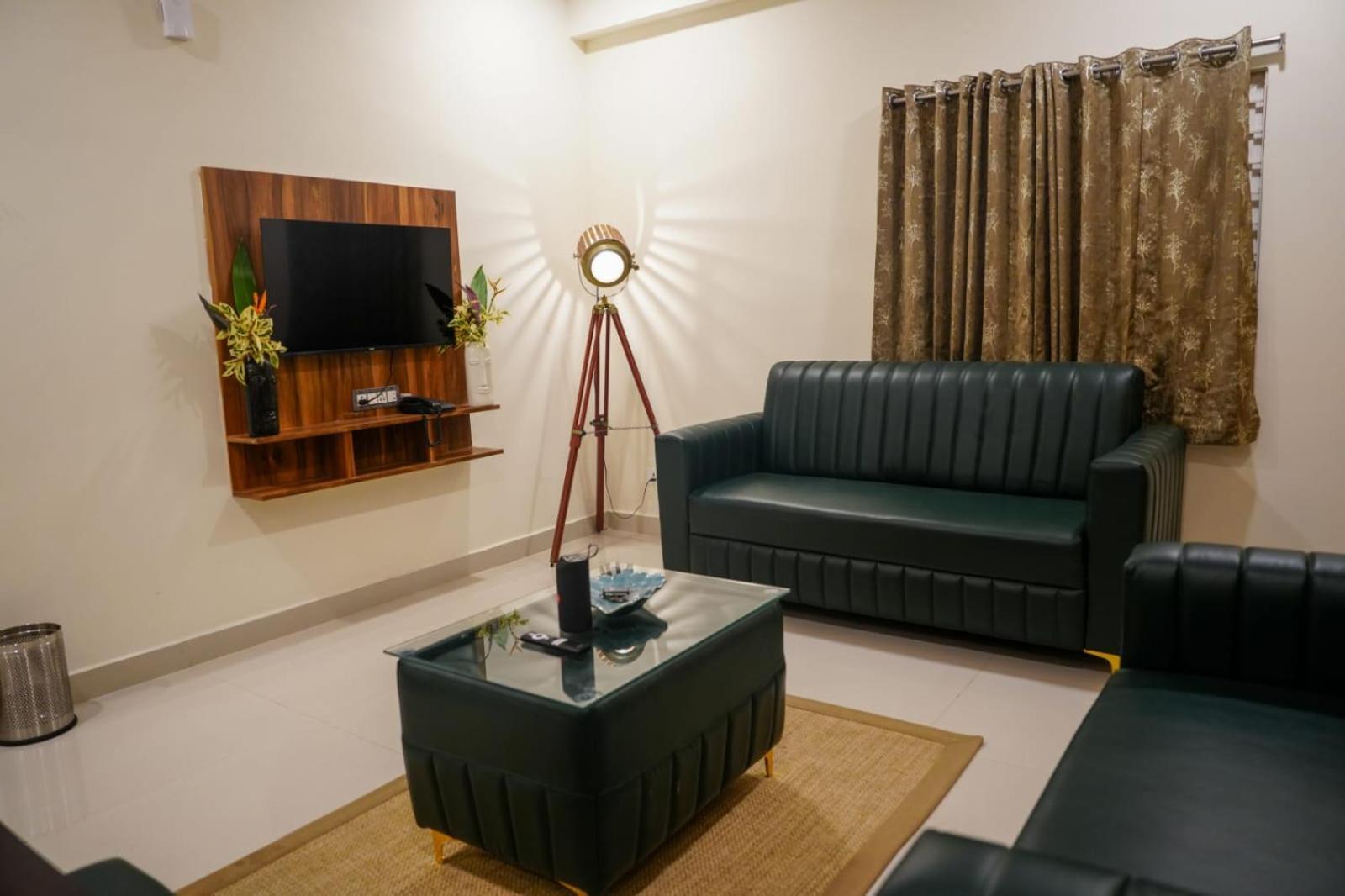 Hotel Urban Sleep Airport Zone Shamshabad Eksteriør billede
